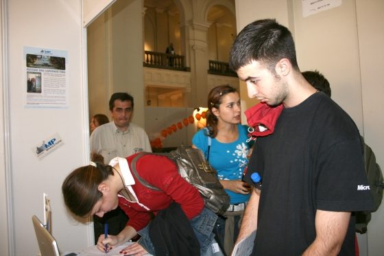 jobfair08-9977013